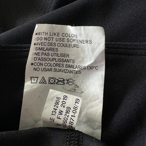 Under Armour Small Compression Capris Leggings Heat Gear Mesh Insert Black Women - Picture 8 of 8